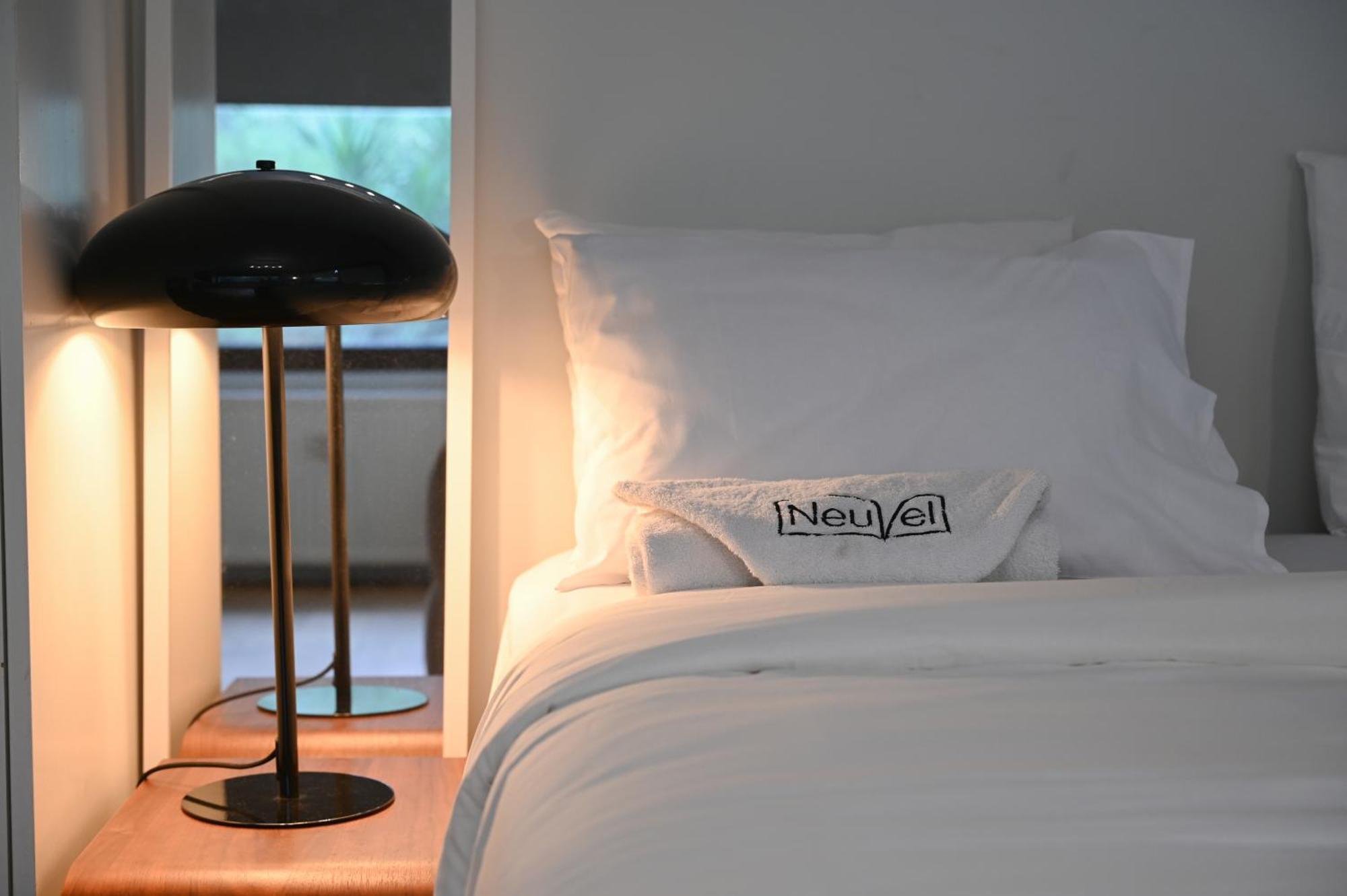 Nueva Upscale By Neuvel Apartament